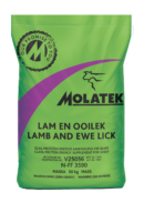 A20699-RCL-Foods-Molatek_Lamb-and-Ewe-Lick